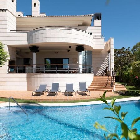 Beachside Villa In Puerto Marina, Benalmadena Luaran gambar