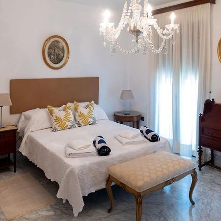 Beachside Villa In Puerto Marina, Benalmadena Luaran gambar