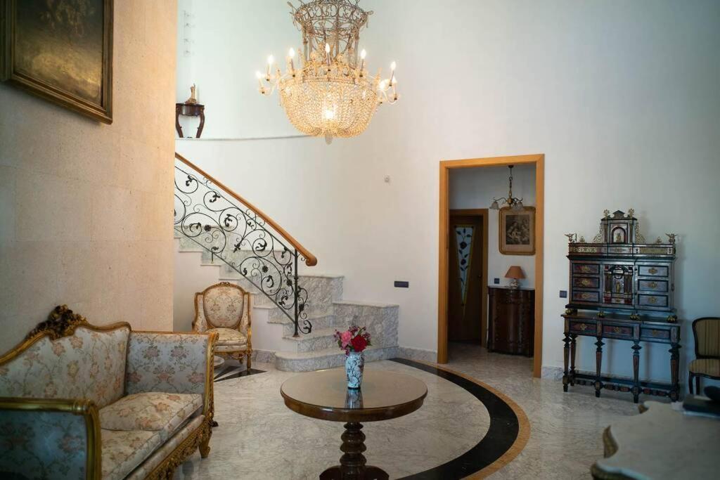 Beachside Villa In Puerto Marina, Benalmadena Luaran gambar